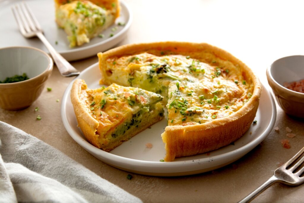 Quiche de brócolis (Imagem: Erhan Inga | Shutterstock)