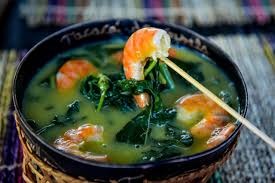 Tacacá é um prato tradicional paraense.
