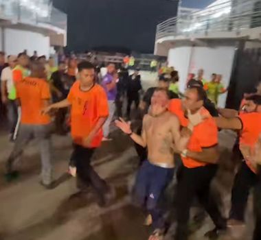 Imagem - Vídeo: dupla é detida após invasão da torcida do Remo no Mangueirão