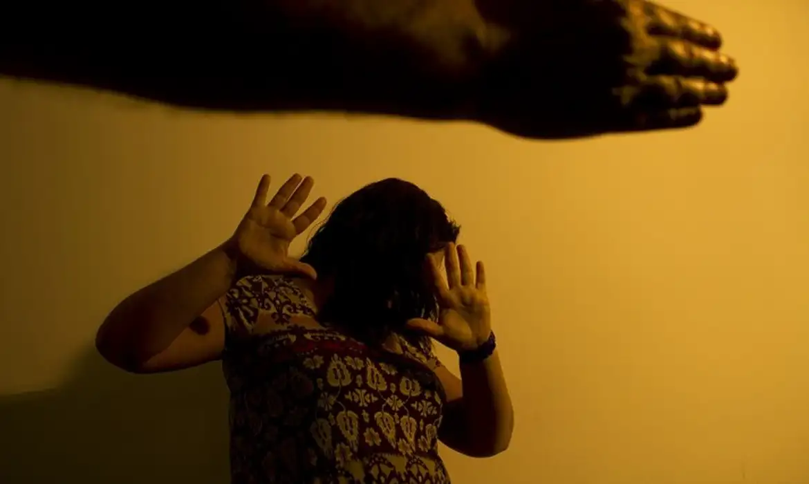 Imagem - Piauí aprova projeto que expõe rosto de agressores contra a mulher; entenda