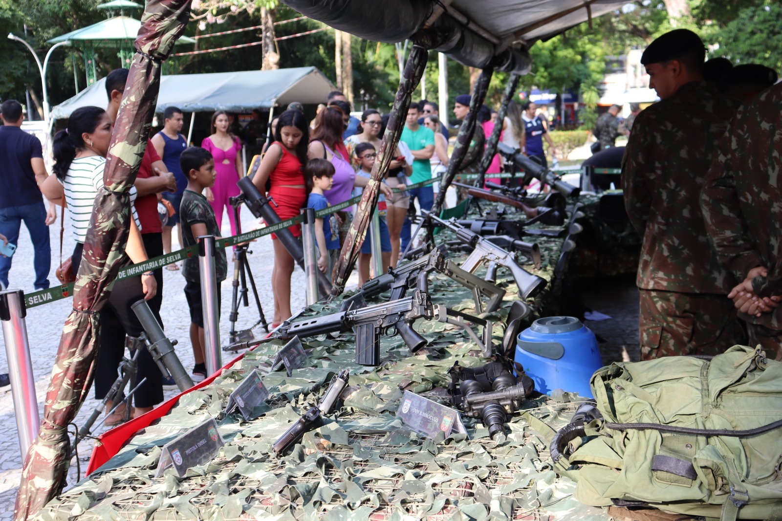 Comando Militar do Norte realiza exposição de artigos militares aberta ao público.