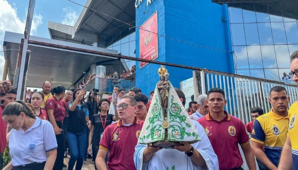 Na quinta visita do ano, a Imagem percorre paróquias da Região Episcopal São Vicente de Paulo.