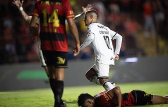 Vasco supera o Sport e respira fora da zona de rebaixamento no Brasileirão