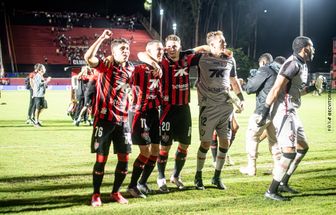 Vitória vence o Atlético-MG no Barradão e encerra jejum no Brasileirão
