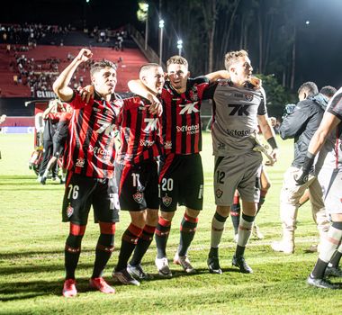 Imagem - Vitória vence o Atlético-MG no Barradão e encerra jejum no Brasileirão