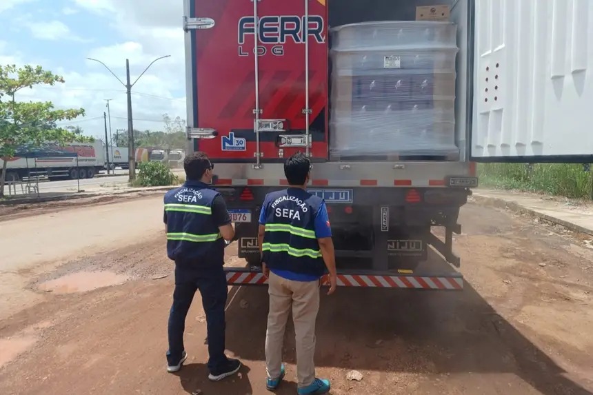 Imagem - Dez toneladas de açaí congelado com nota fiscal irregular são apreendidas no Pará