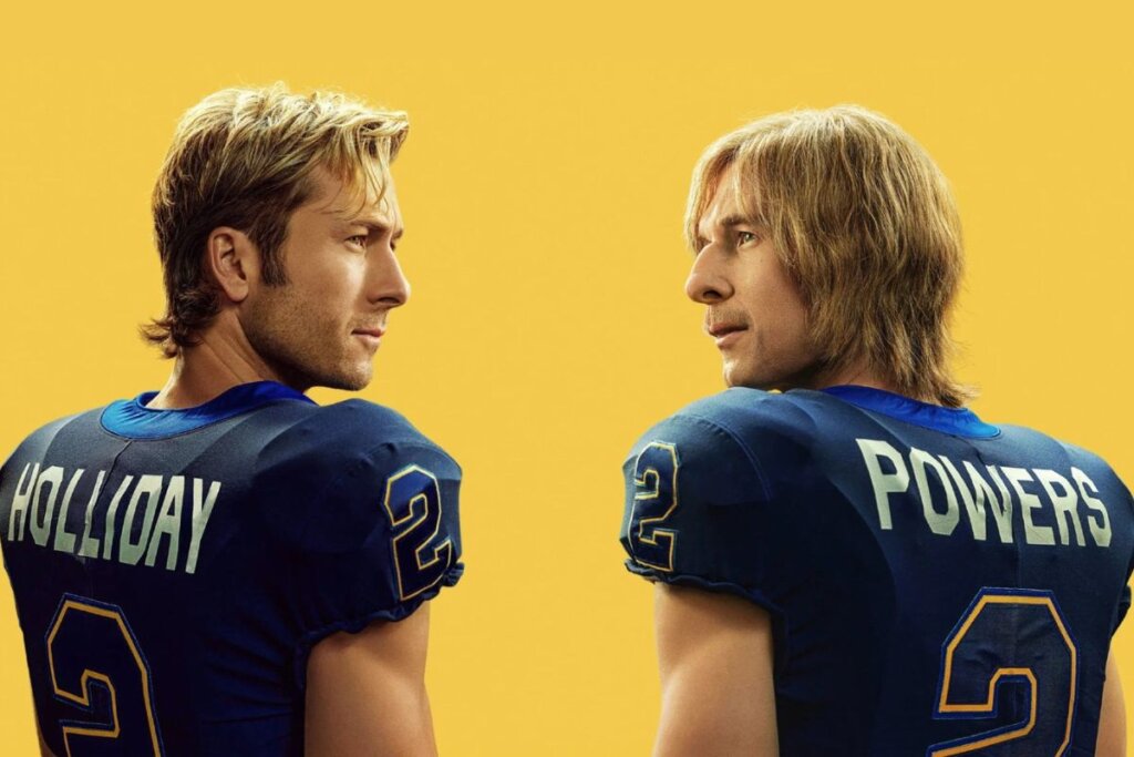 &#8220;Chad Powers&#8221; acompanha um universitário que se disfarça como Chad Powers para entrar em um time de futebol americano (Imagem: Reprodução digital | Hulu e Disney+)