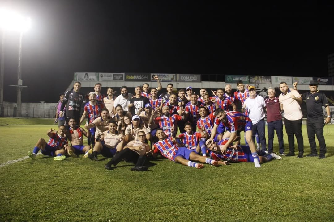 Imagem - Vídeo de assessora chorando ao registrar permanência de time na Série C viraliza nas redes