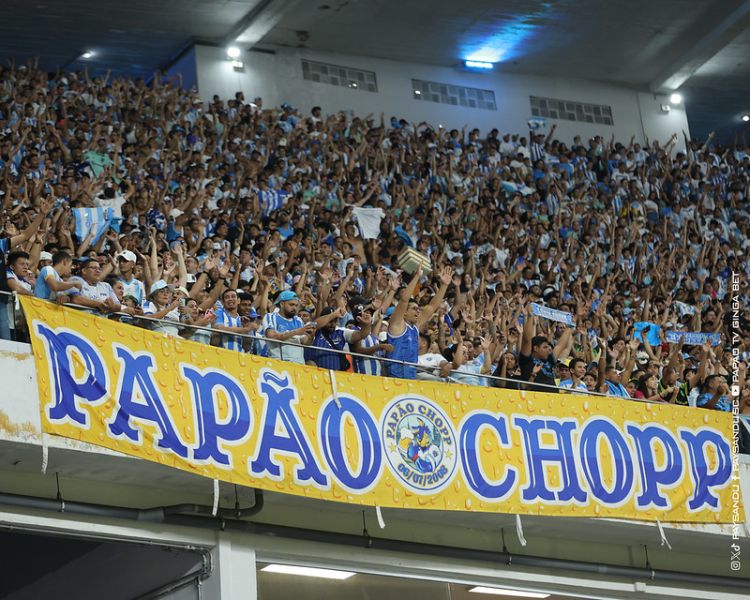 Fiel Bicolor no Mangueirão -