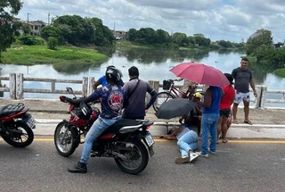 Vídeo: acidente de moto causa congestionamento na Avenida Arthur Bernardes; confira o trânsito