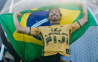 Yago Dora conquista título mundial de surfe e amplia hegemonia brasileira