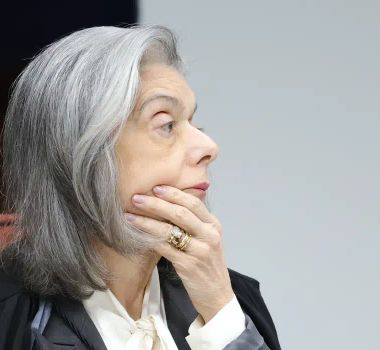 Imagem - Cármen Lúcia rebate advogado de Ramagem e defende urnas eletrônicas