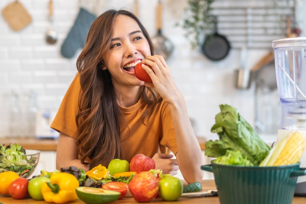 A qualidade dos alimentos é essencial no processo de emagrecimento (Imagem: Art_Photo | Shutterstock)