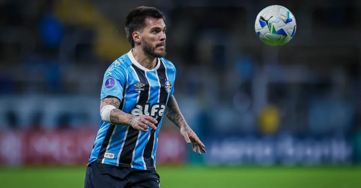 Imagem - Remo inscreve reforços e confirma chegadas de lateral e meia-atacante