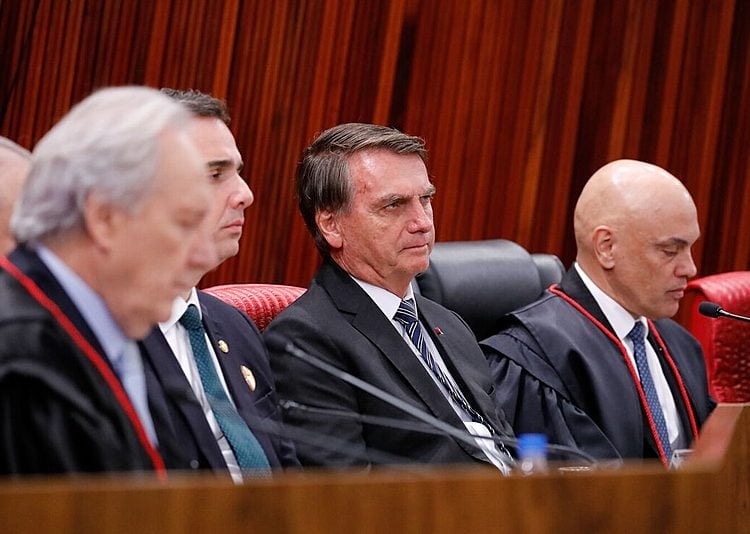 O Supremo Tribunal Federal (STF) iniciou o julgamento do ex-presidente Jair Bolsonaro (PL)