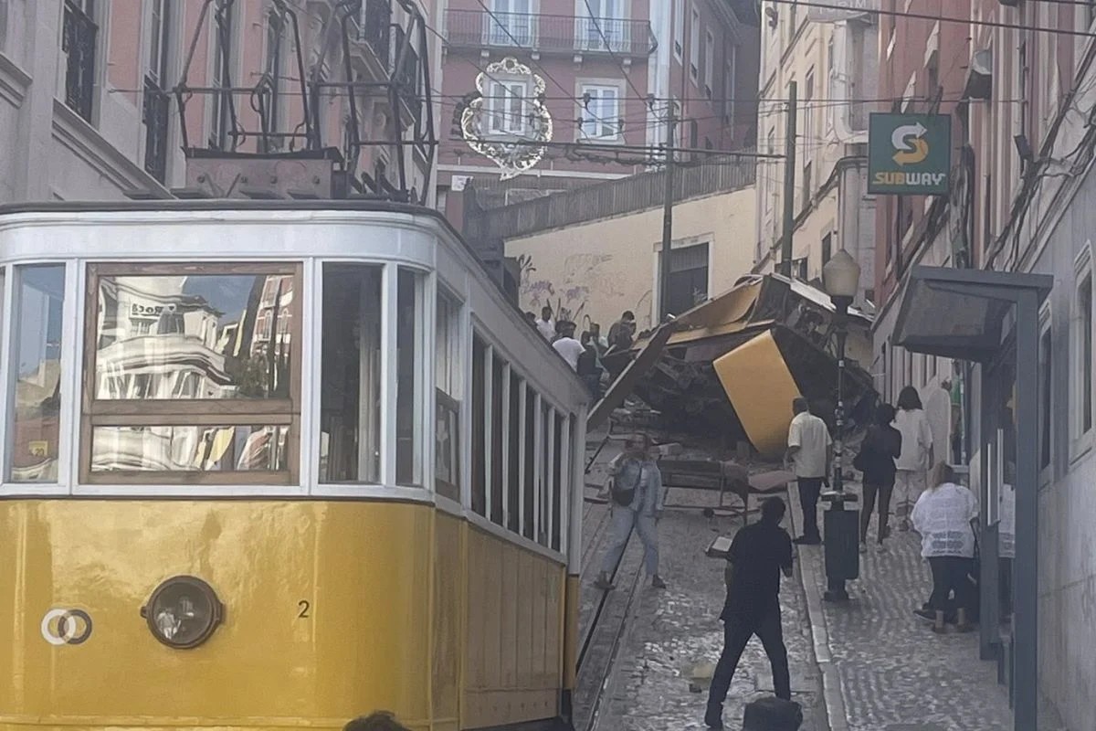 15 pessoas morreram em acidente no Elevador da Glória -