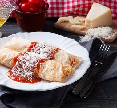Imagem - 5 receitas criativas e práticas com frango desfiado para o almoço