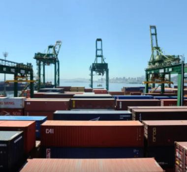 Imagem - Com tarifaço, exportação aos EUA caem e Brasil tem maior déficit do ano