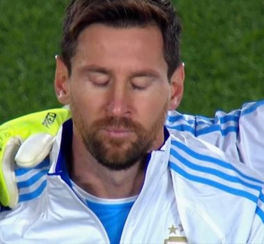 Imagem - Possível despedida em solo argentino emociona Messi; assista