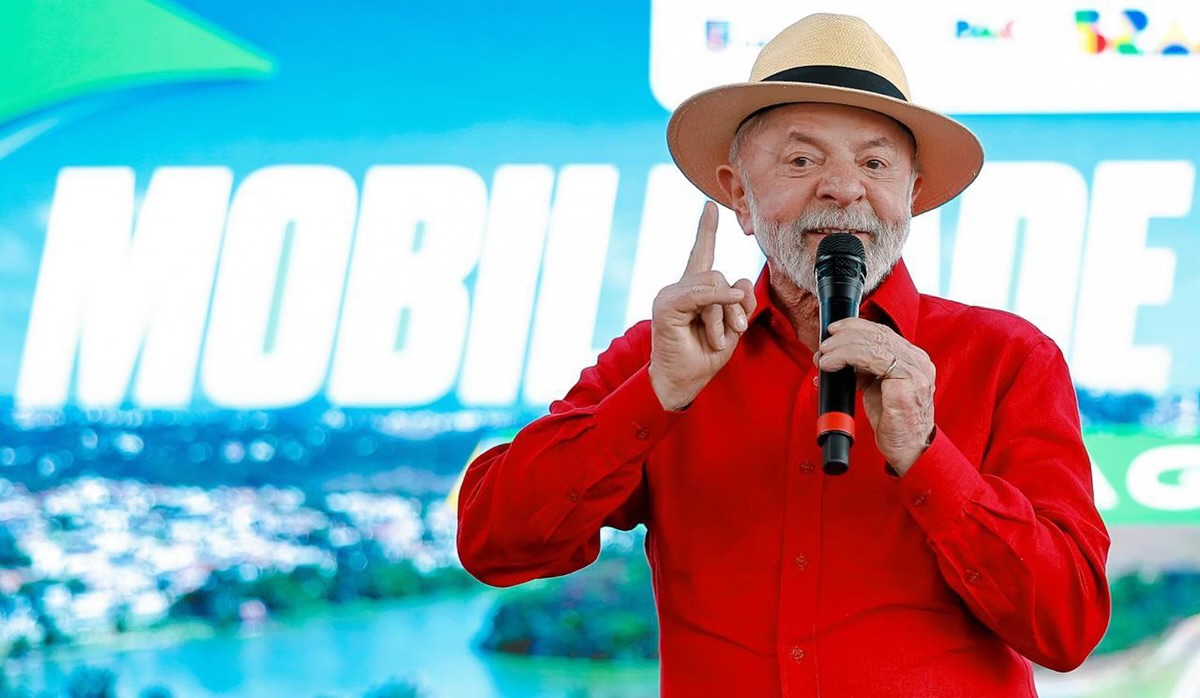 No discurso, Lula destacou que a viagem será desafiadora pela localização remota da comunidade indígena, no coração da Amazônia.