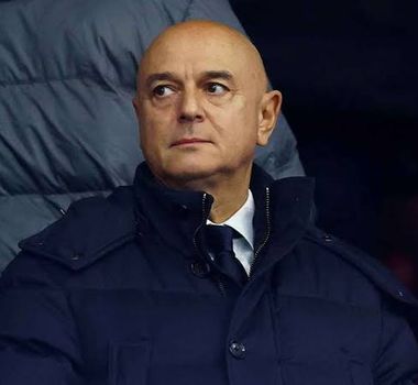 Imagem - Presidente do Tottenham renuncia ao cargo após quase 25 anos