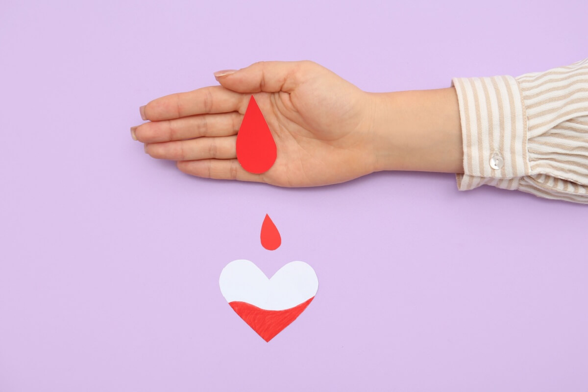A doação de sangue é um gesto de solidariedade e pode salvar vidas (Imagem: Pixel-Shot | Shutterstock)