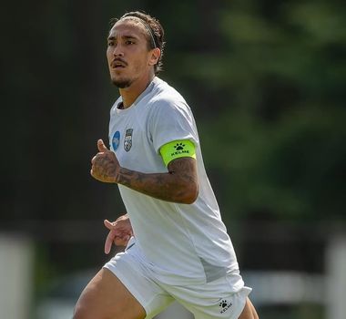 Imagem - Filho de Romário relata rotina entre explosões e tiros enquanto joga na Ucrânia