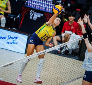 Imagem - Gabi Guimarães é eleita melhor ponteira do Mundial de Vôlei 2025 e entra para seleção do torneio