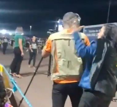 Imagem - Vídeo: repórter cinematográfico é agredido durante cobertura da Semana da Pátria no interior do Pará