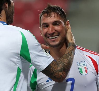 Imagem - Itália vence jogo caótico contra Israel, adia drama e mantém sonho de vaga direta na Copa
