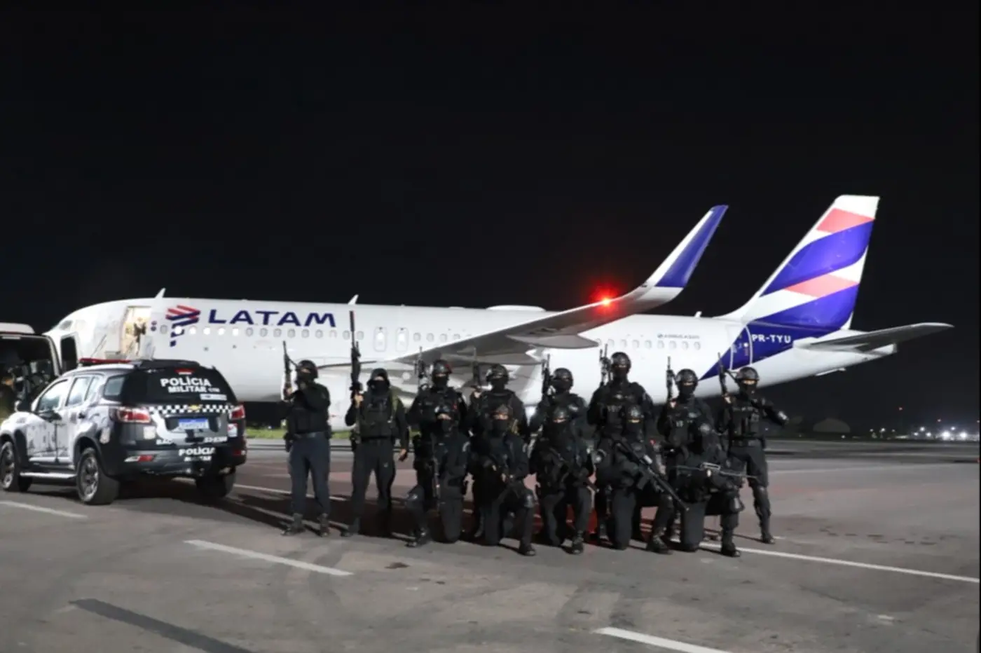 Bope realiza simulação de crise com artefato explosivo no Aeroporto de Belém.