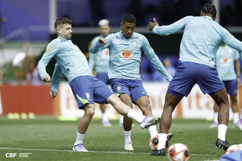 Seleção Brasileira encerrou a preparação na Granja Comary - 