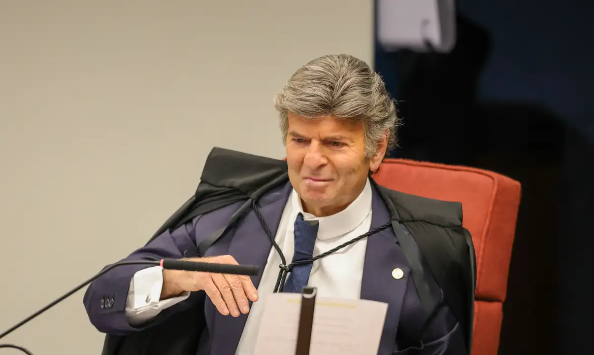 Imagem - Fux pede anulação do processo contra Bolsonaro e alega incompetência do STF em julgar ex-presidente