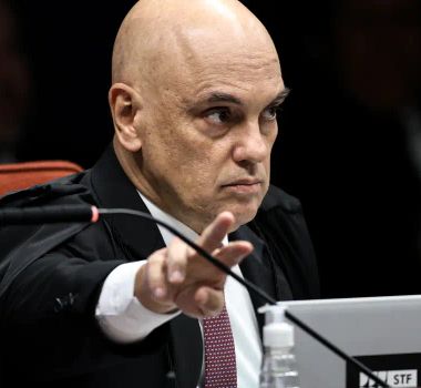 Imagem - Moraes brinca durante julgamento e diz que perdeu jogo do Corinthians por voto de Fux