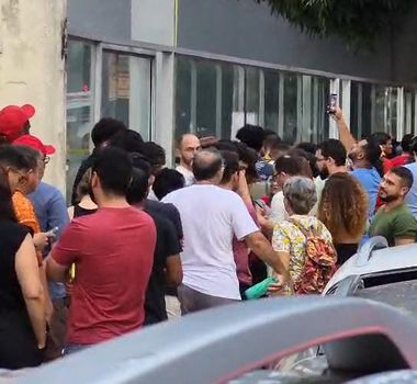 Imagem - Fila extensa marca distribuição de chopp em Belém após decisão contra Bolsonaro