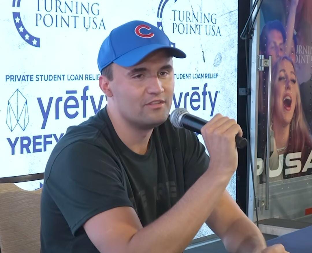 Imagem - FBI divulga vídeo do assassino do ativista Charlie Kirk e oferece recompensa pela captura