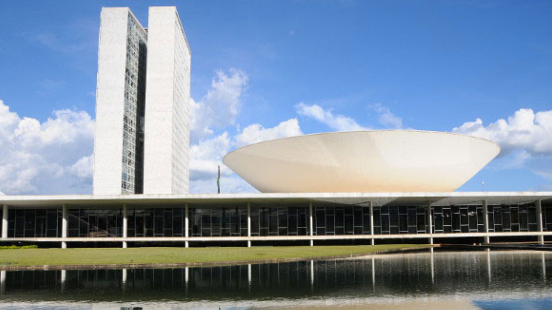 Concurso será para preenchimento de vagas na Câmara