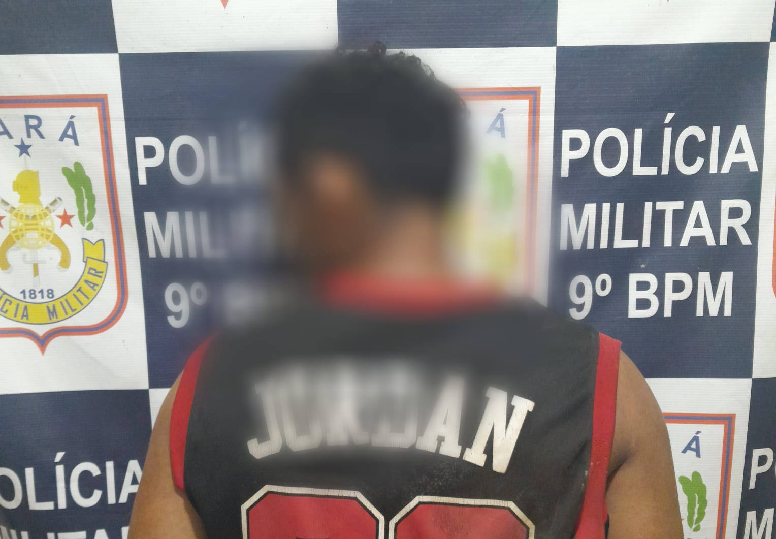 Um homem foi preso na madrugada desta sexta-feira (12), em Breves, no Arquipélago do Marajó, acusado de estuprar uma mulher