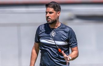 António Oliveira destaca evolução do Remo após empate com o Vila: 'parabenizar os jogadores'