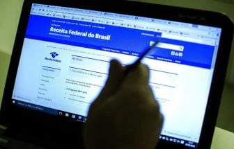 Receita Federal desenvolve sistema 150 vezes maior que o PIX para ressarcimento de impostos