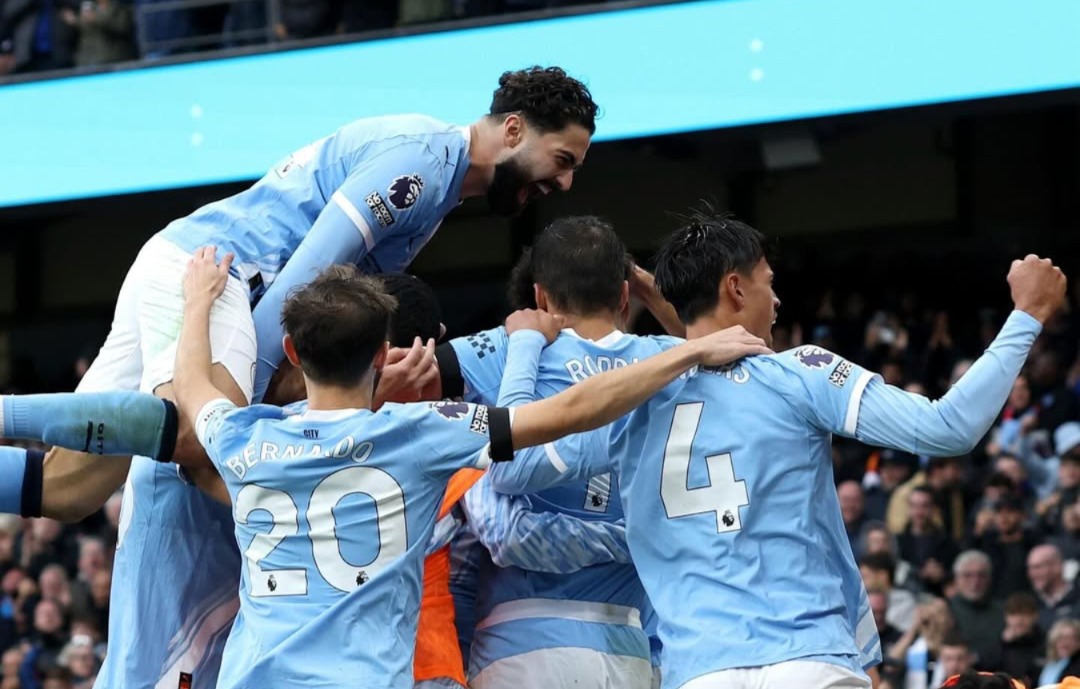Lado azul de Manchester em festa -