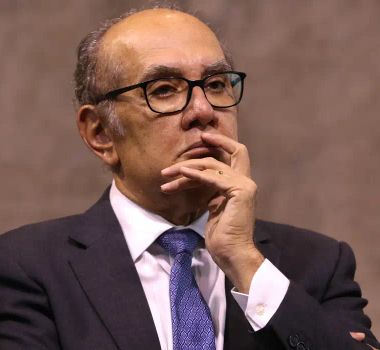 Imagem - Gilmar Mendes chama de 'incoerência' voto de Fux que absolveu Bolsonaro em julgamento do golpe