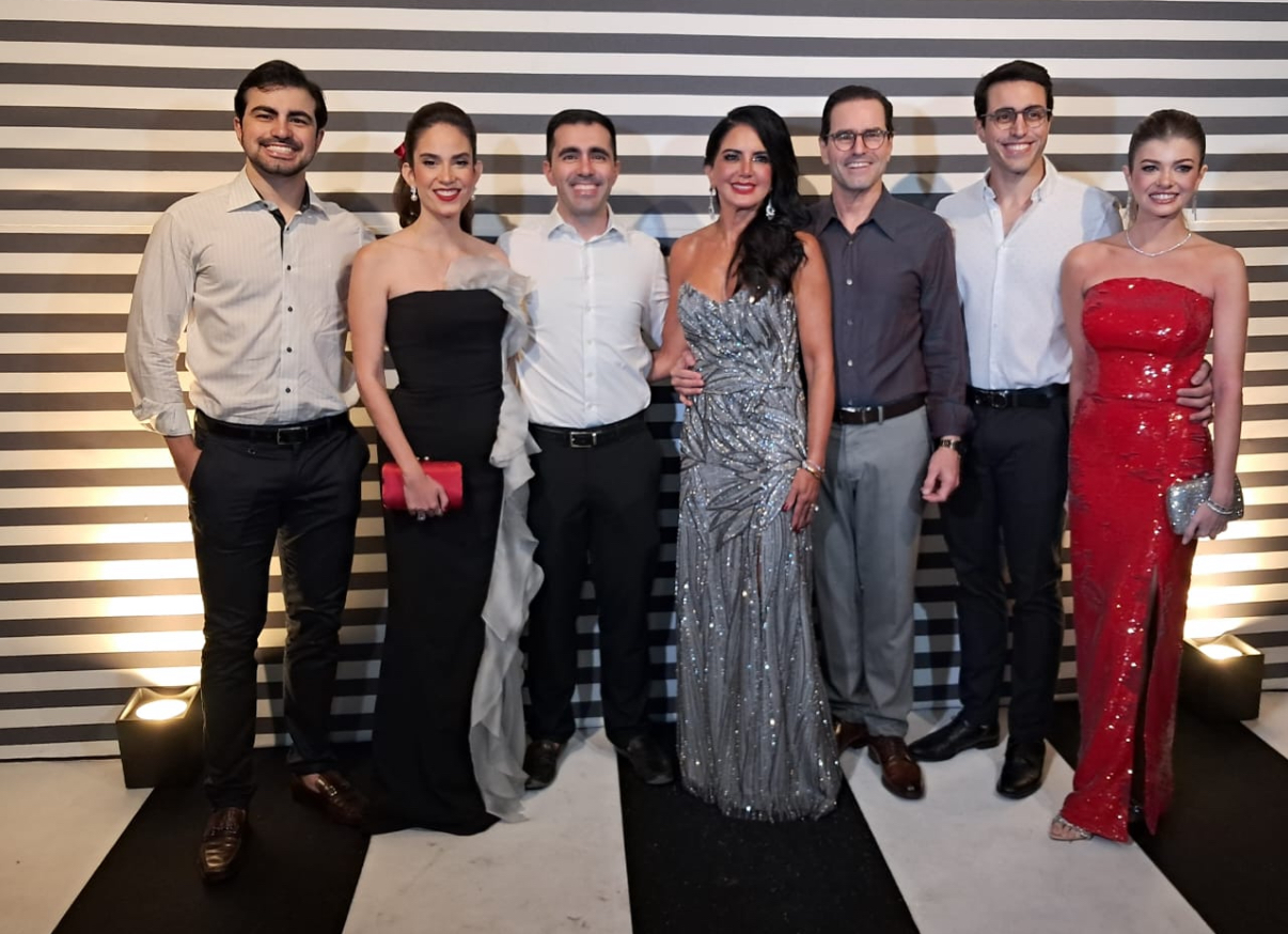 Família Farah Freire. Tarek, Omar e Natasha Freire, Edmar e Fadia e Antonio e Samara Freire