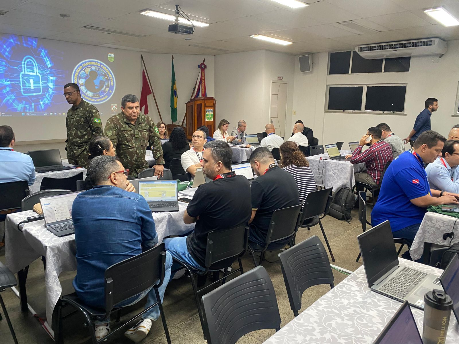 O Comando Operacional Conjunto MARAJOARA, ativado pelo Ministério da Defesa, promove mais um grande treinamento sobre defesa e proteção da Amazônia para a COP 30