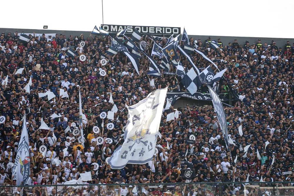 Torcida azulina promete lotar o Baenão - 