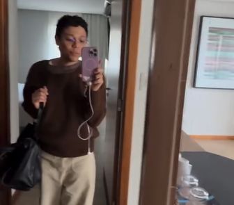 Imagem - Blogueirinha, influenciadora digital, desembarca em Belém para show de Mariah Carey; assista