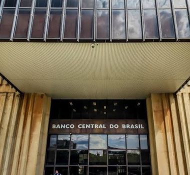 Imagem - BC mantém juros em 15% e segura Selic no maior patamar desde 2006