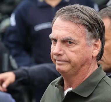 Imagem - Bolsonaro tem alta de hospital após ser internado às pressas