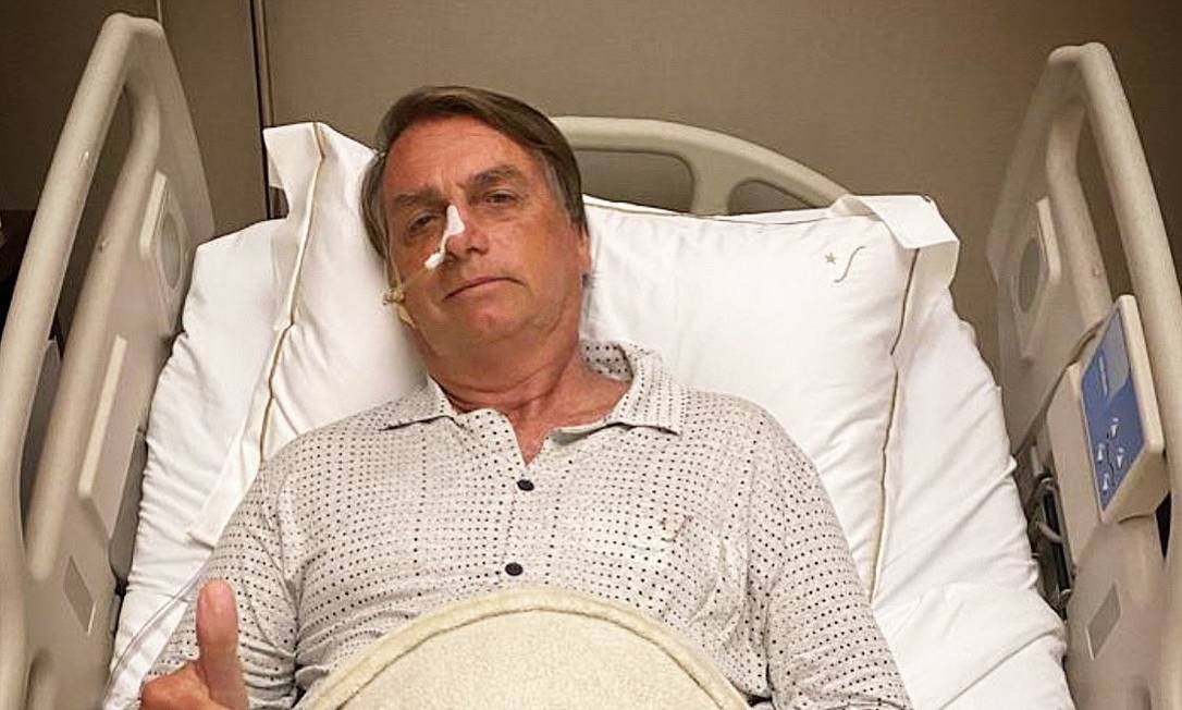 O ex-presidente Jair Bolsonaro (PL) foi diagnosticado com câncer de pele, segundo informou o médico-chefe da equipe cirúrgica, Claudio Biroli, em coletiva de imprensa nesta quarta-feira