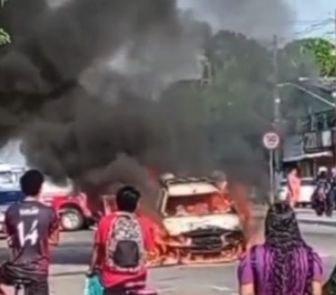 Imagem - Vídeo: carro pega fogo e assusta moradores na rodovia do Tapanã em Belém